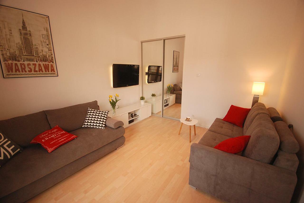 Nowy Apartament Wilcza Warschau Exterior foto